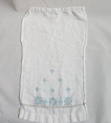 Vintage Pair Folk Art Linen Embroidered Cross Stitch Fingertip Hand Tea Towels - Picture 10 of 12