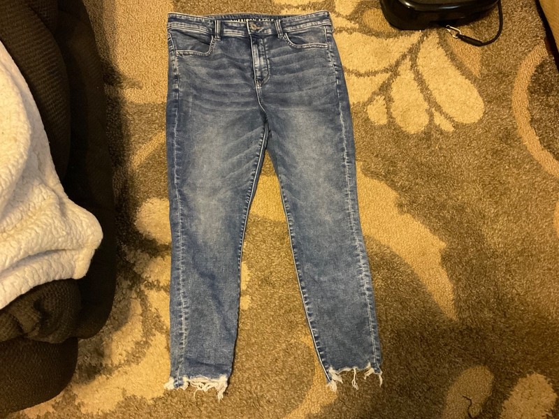AMERICAN EAGLE COZY NEXT LEVEL STRETCH 14 RAW HEM