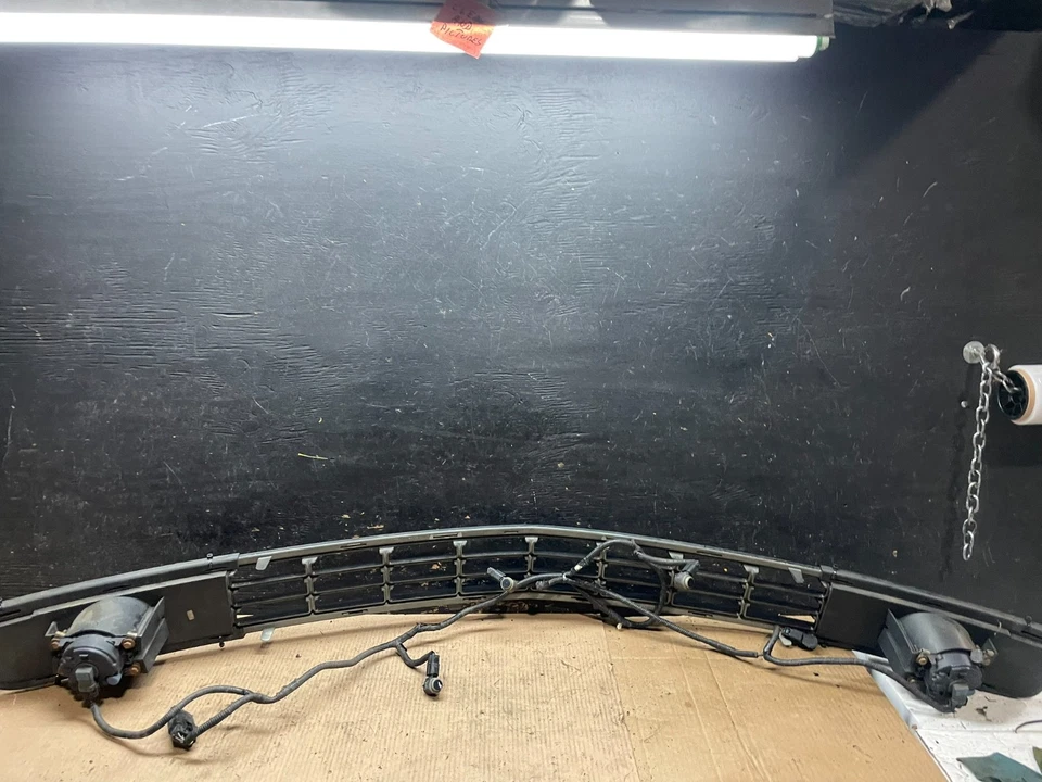 Parrilla inferior delantera Lincoln Navigator 2007 a 2014 OEM T0515 DG Foto 4 de 4