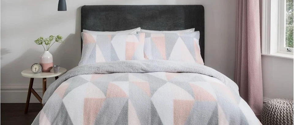 Teddy Fleece Duvet Cover Set Geo Triangle Blush Pink Soft Warm Winter Bedding UK - Image 2 of 4