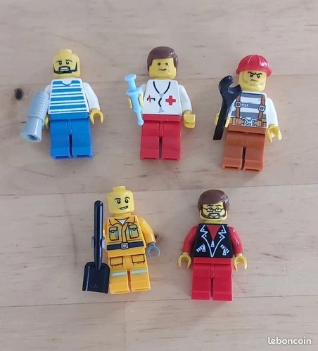 Lot of 5 Lego Figures Figures Minifigure Mini Figure City with Accessories