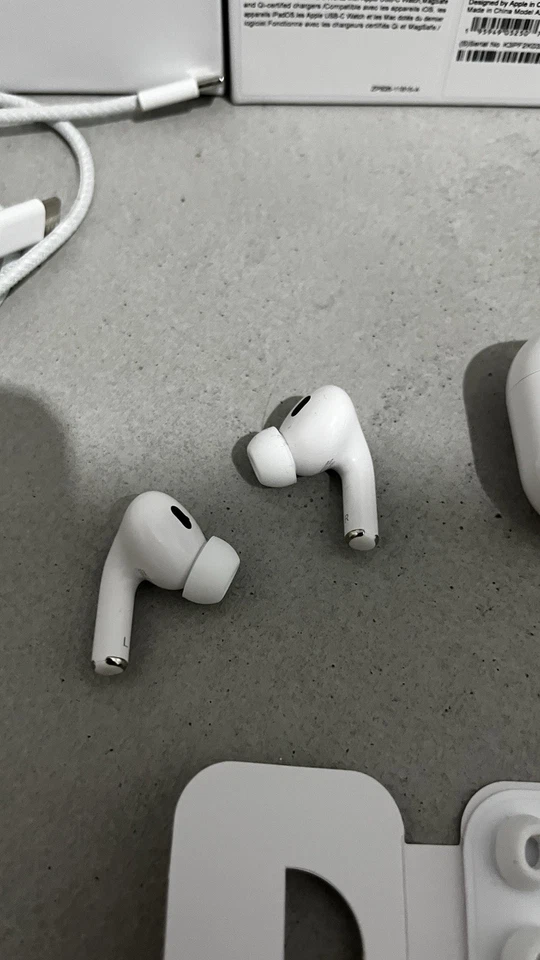 Apple AirPods Pro 2. Generation MagSafe USB-C Headset In-Ear Kopfhörer weiß NEU! - Bild 4 von 4