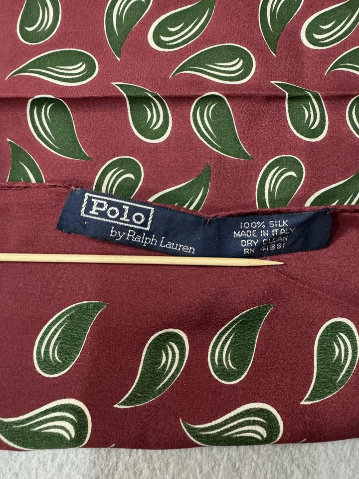 Polo Ralph Lauren Bolsillo Cuadrado Para Hombres Borgoña Verde Seda Paisley Hecho en Italia Foto 3 de 4