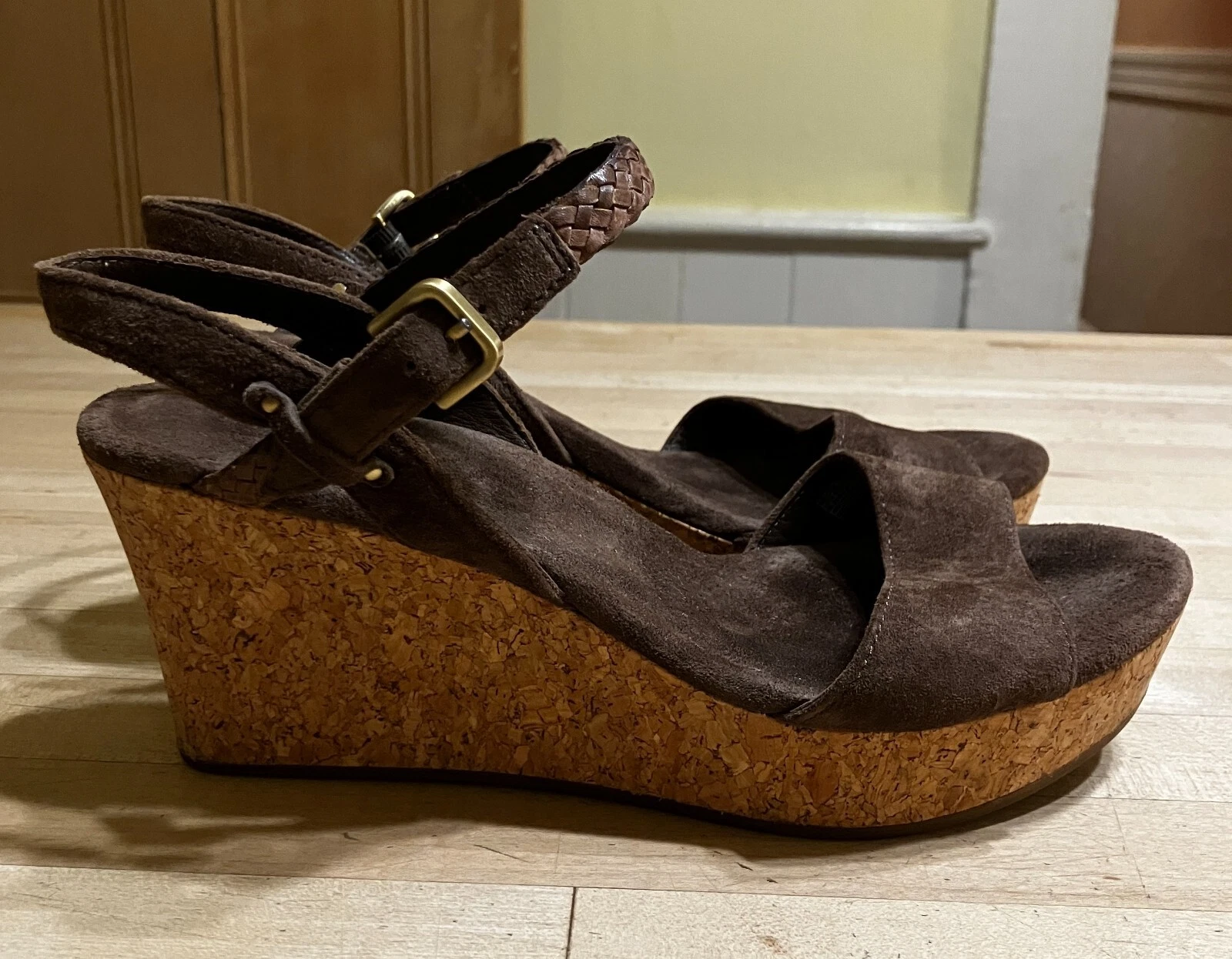 Sandali UGG donna D'ALESSIO scamosciati plateau zeppa slingback taglia 9 marrone SP EXC