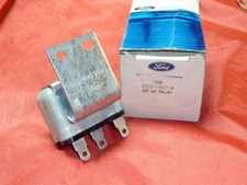 72 76 TORINO NOS OEM FORD D2SZ-14677-A POWER DOOR LOCK POWER WINDOW RELAY