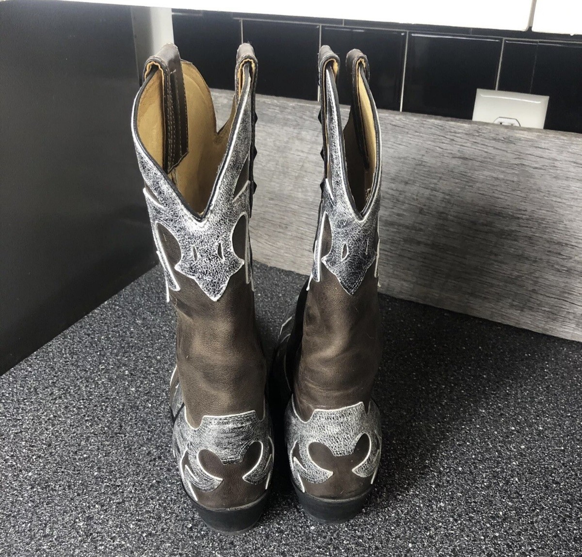Masterson Boot Co. Rocking Country Collection Size 12D Mens Leather Boots MENS MASTERSON BOOT CO COWBOY BROWN SQ TOE BOOTS SIZE 9.5 D  main image 3