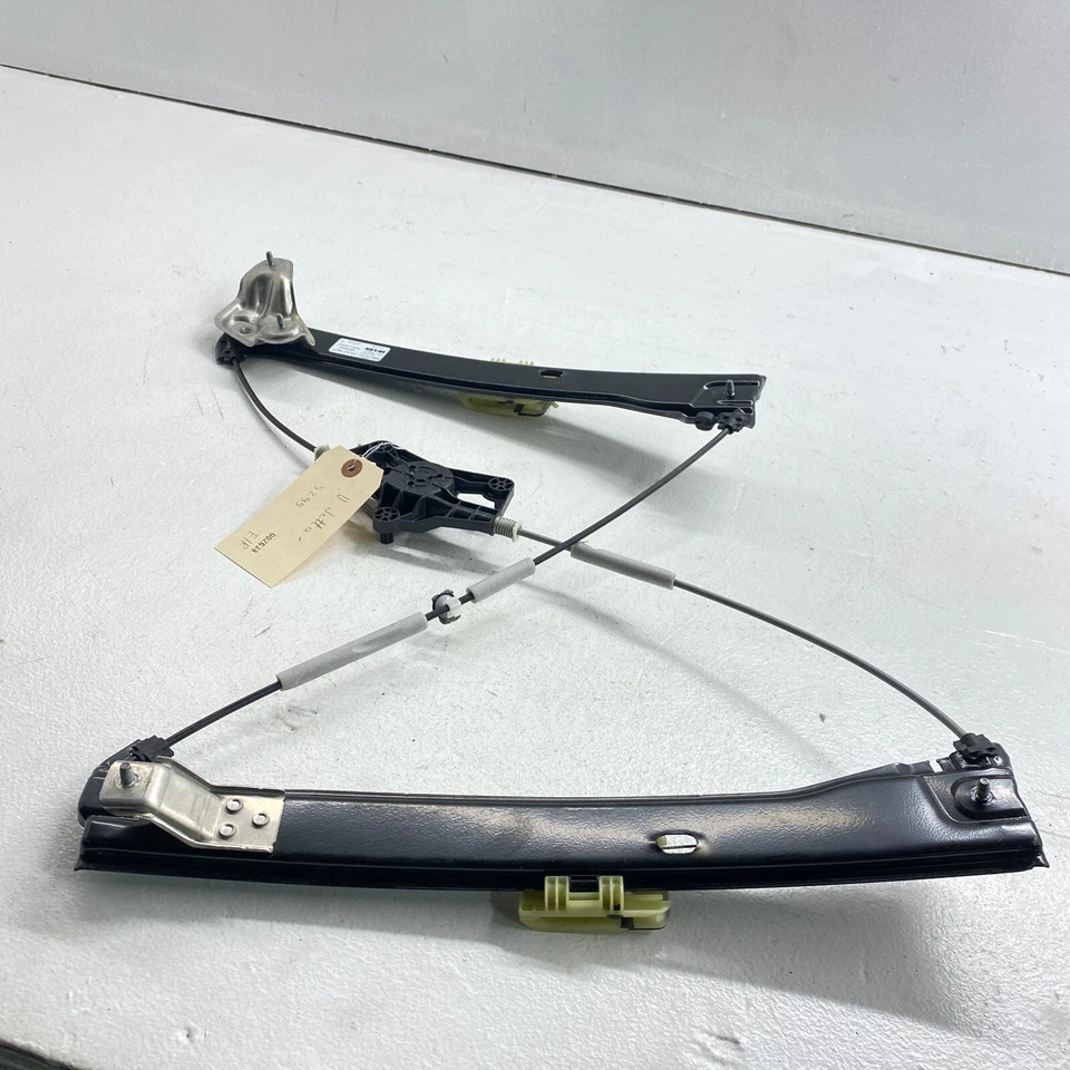 REGULADOR VENTANA PUERTA LADO PASAJERO DELANTERO DERECHO VOLKSWAGEN JETTA 2019-2021 OEM Foto 2 de 4