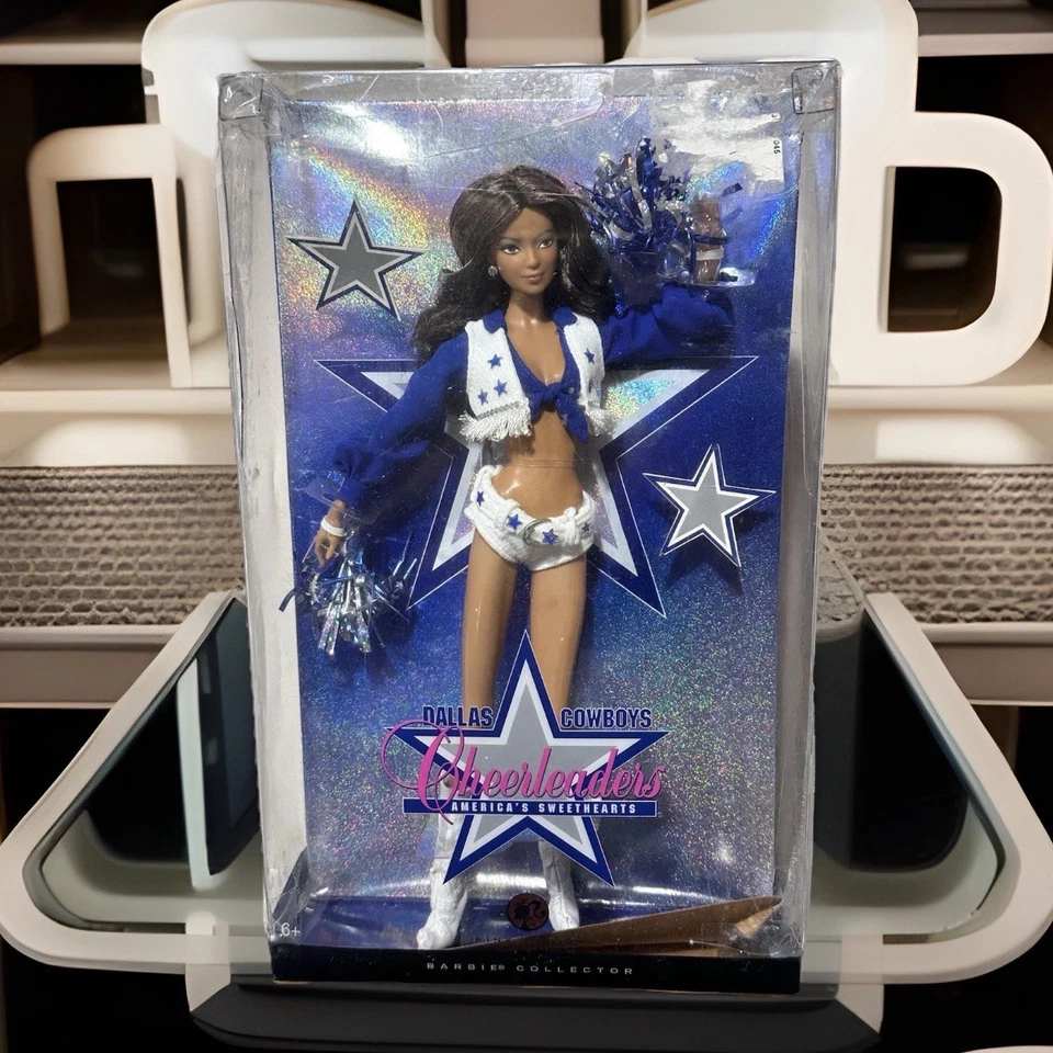 Dallas Cowboys Cheerleaders America’s Sweethearts Latina Barbie (non-mint Box)⭐️ - Image 2 of 4