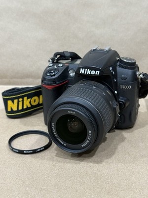 Nikon D7000 DSLR Camera Kit 16.2 MP with 18-55mm low Shutter Count - Clean !