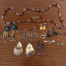 Costume Jewelry Bundle Lot Necklace Primarily Earrings 21 Pieces
