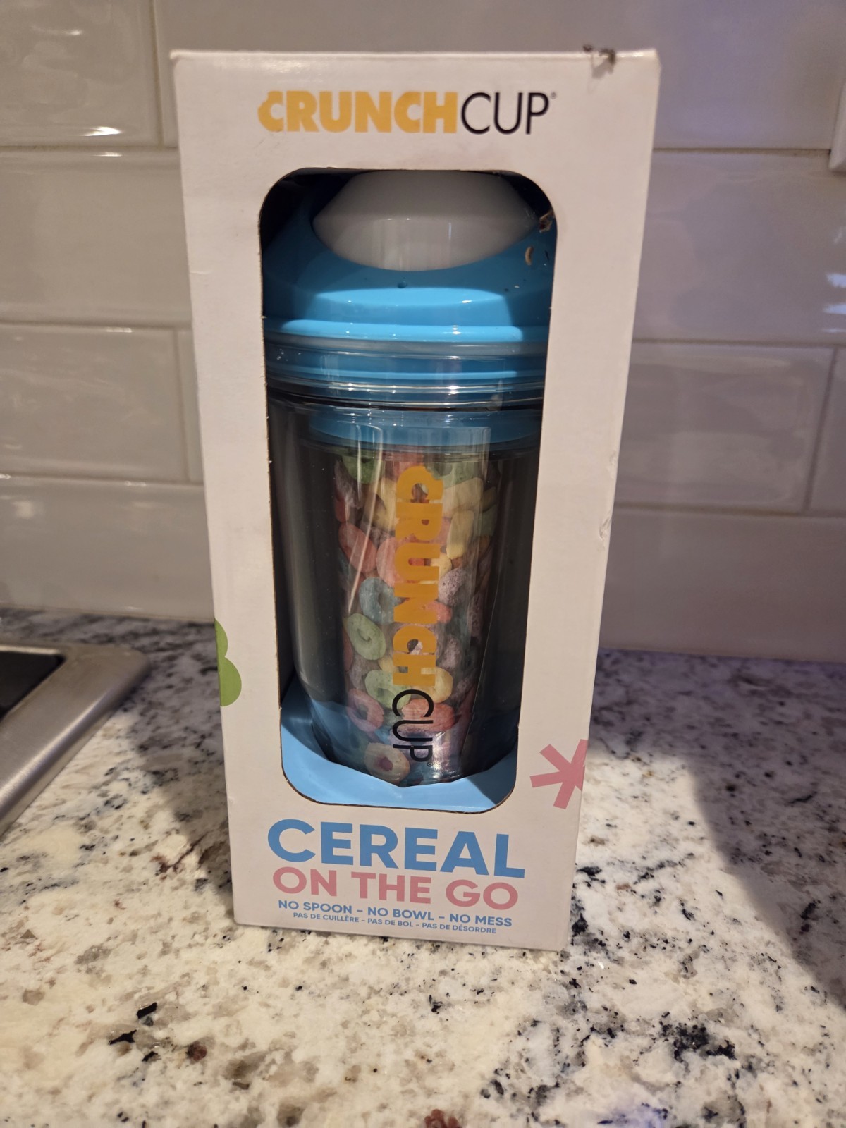 CrunchCup Never Soggy Cereal Milk Light Blue Crunch Cup for Cereal on ...