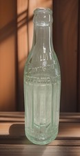 Lewiston Bottling Works Embossed Soda Ribbed Bottle Lewiston Idaho 7oz