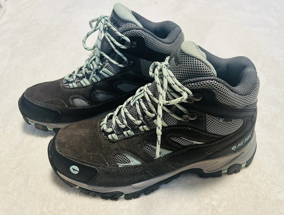 Botas impermeables Hi-Tec Logan Mid grises para mujer talla 9,5 Foto 2 de 4