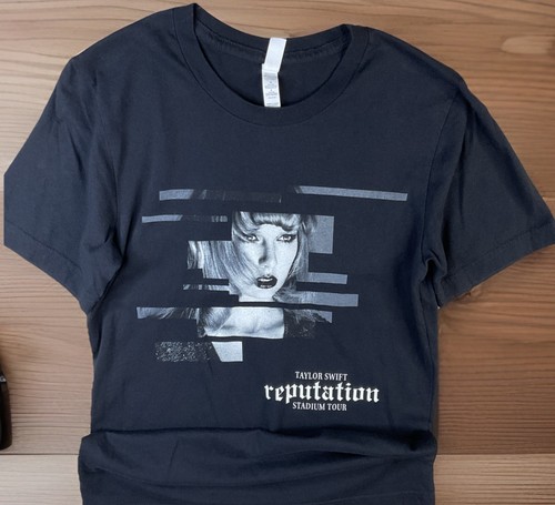 Taylor Swift T-Shirt Reputation Stadium Tour Black 2018 Double Sided Women Sz S