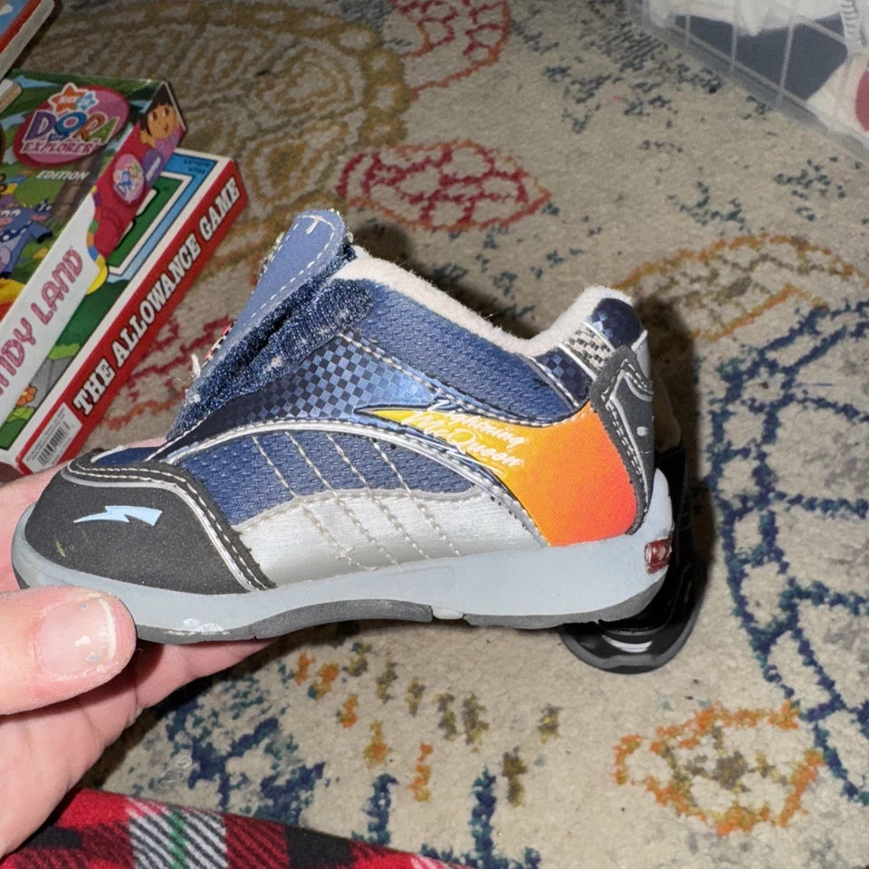 Tênis Disney Pixar Cars Lightening McQueen tamanho 5,5 infantil - Imagem 2 de 4