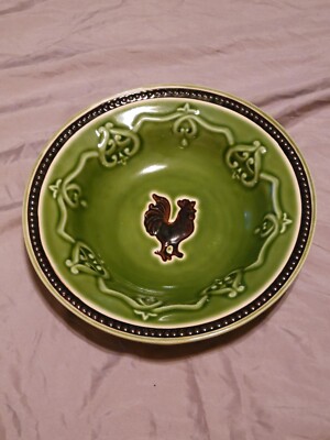 Cracker Barrel Elegant Rooster Green Three 9 5/8'' X 2'' Rimmed Bowl 1 pc
