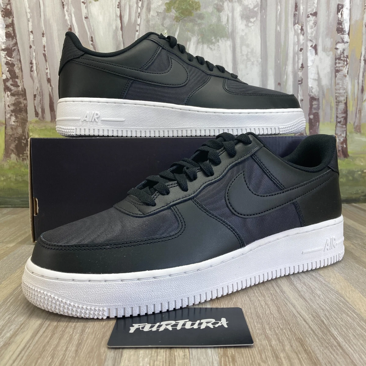 Nike Men's Air Force 1 '07 LV8 in Black | Size 10 | DM0117-800