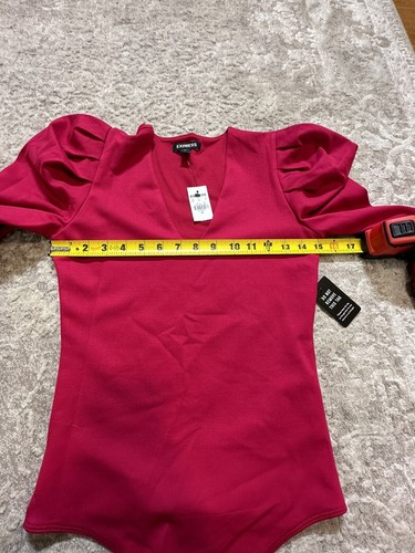 NWT Women’s Express Bodysuit Deep V-Neck Puff Pleated Sleeve Thong Fuchsia Sz XS - Picture 6 of 9