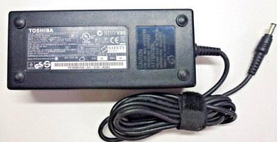 Toshiba / ASUS Netzteil PA3290E-3AC3 DC 19V= 6,32A 120W Hohlst. 5,5mm x 2,5mm