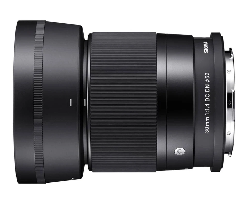 Sigma 30mm f/1.4 DC DN Contemporary Prime Lens for Sony E-Mount filter Bundle - Image 2 of 4