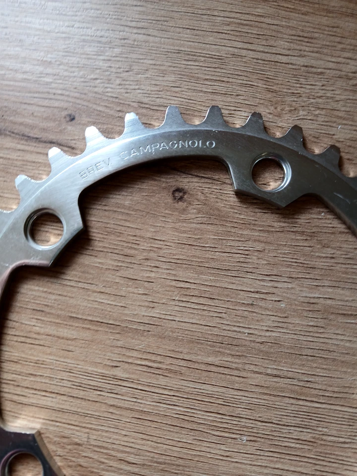 Catena Campagnolo CT 36T – 110 BCD (distanziale bullone 64,7 mm) - Immagine 2 di 4