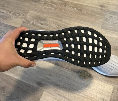 Adidas UltraBoost 1.0  display picture 3