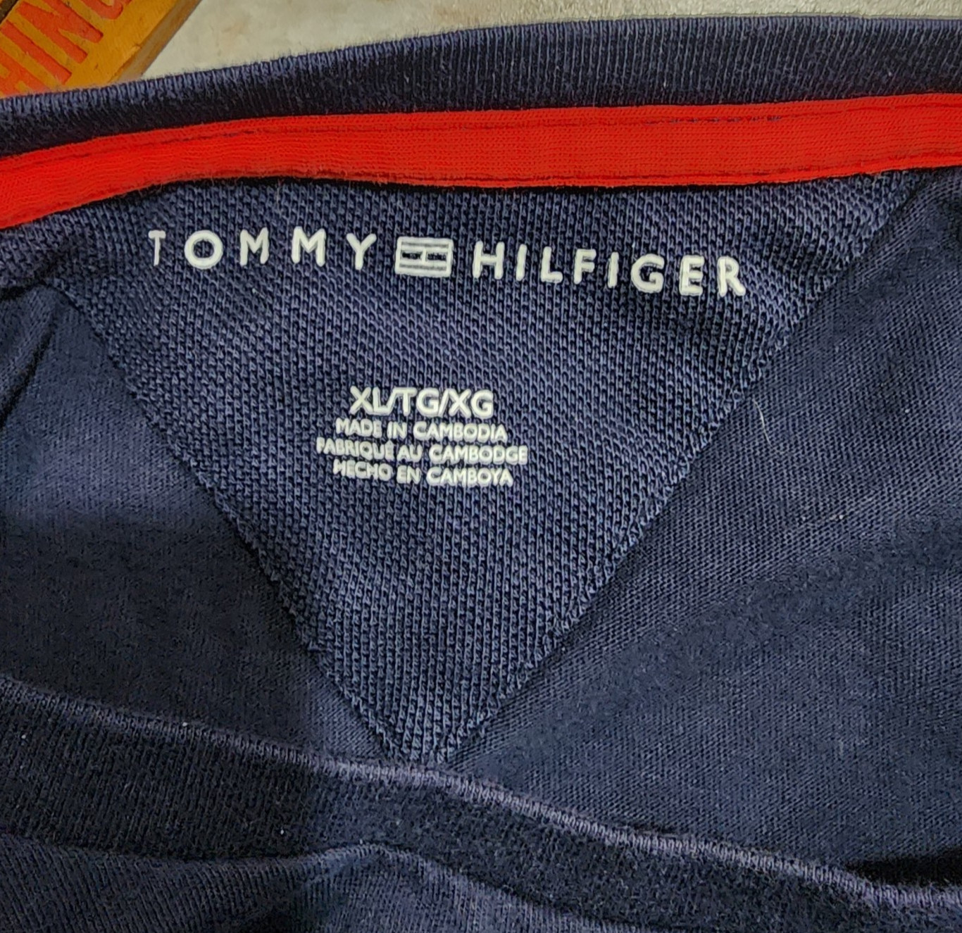 vtg Tommy Hilfiger Pocket T-shirt Navy Blue Short Sleeve XL Y2K thumbnail 5