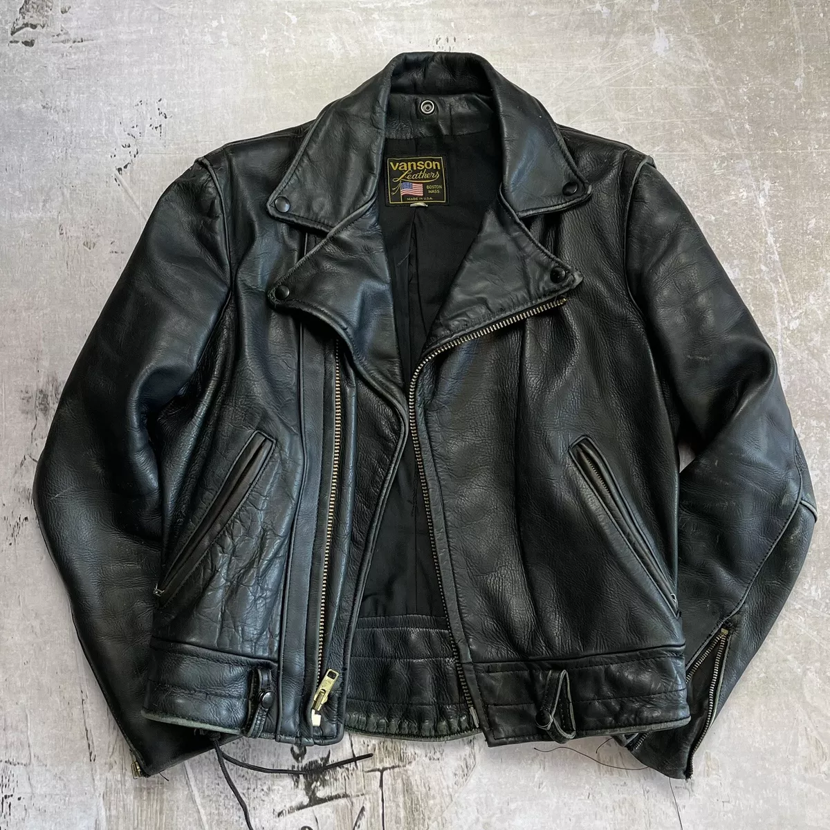 着丈57cm美品！ VANSON ライダースC2 38 - ライダースジャケット