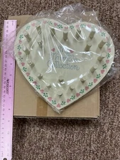 Wood Heart Wall Plaque Display Thimble Holder 'NOS'