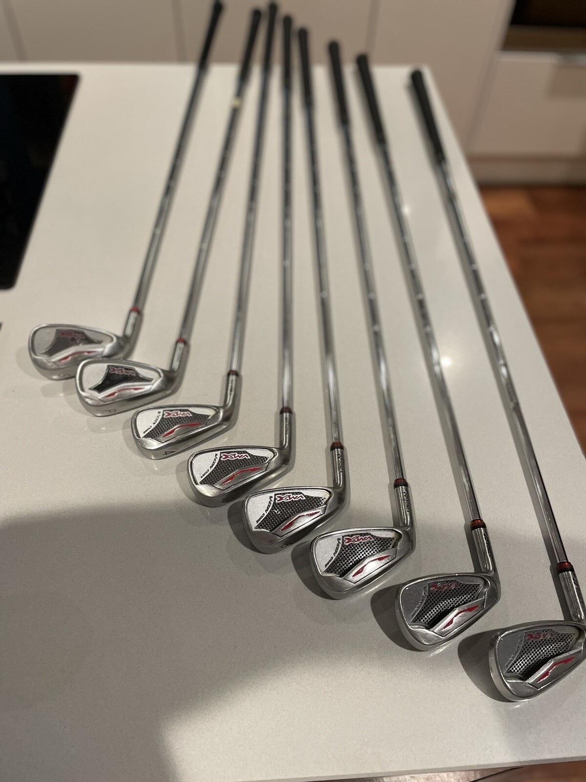 Yonex VMX Irons, Left Handed, SW,PW, 4, 5,6,7,8 & 9 iron, Good