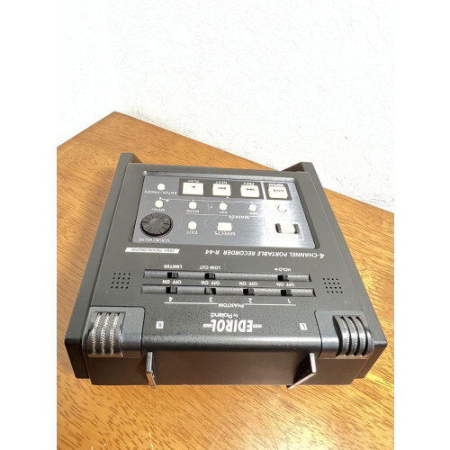 Roland R-44 Edirol Portable Recorder 4-Channels XLR/TRS Roland R-44 Edirol Portable Recorder 4-Channels XLR/TRS