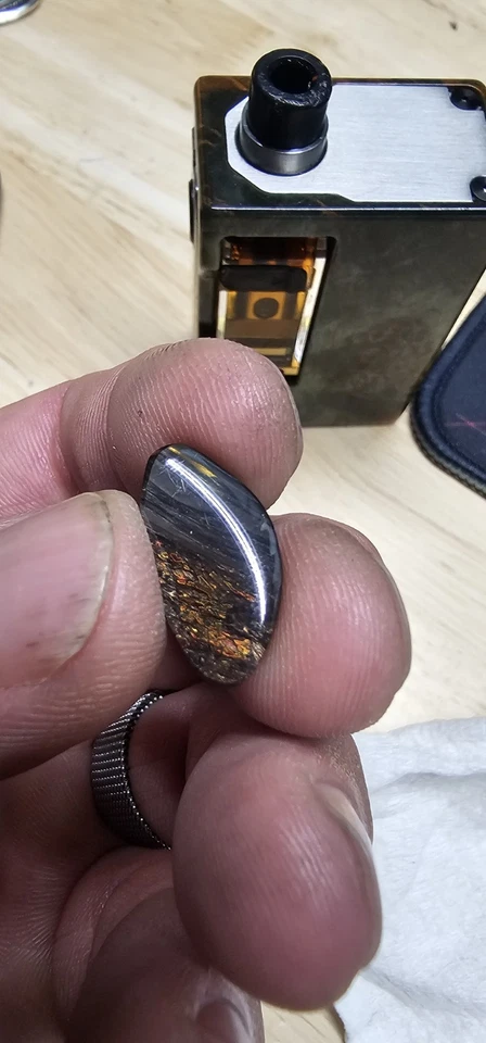 Obsidiana de fuego 5,75 quilates Foto 3 de 3