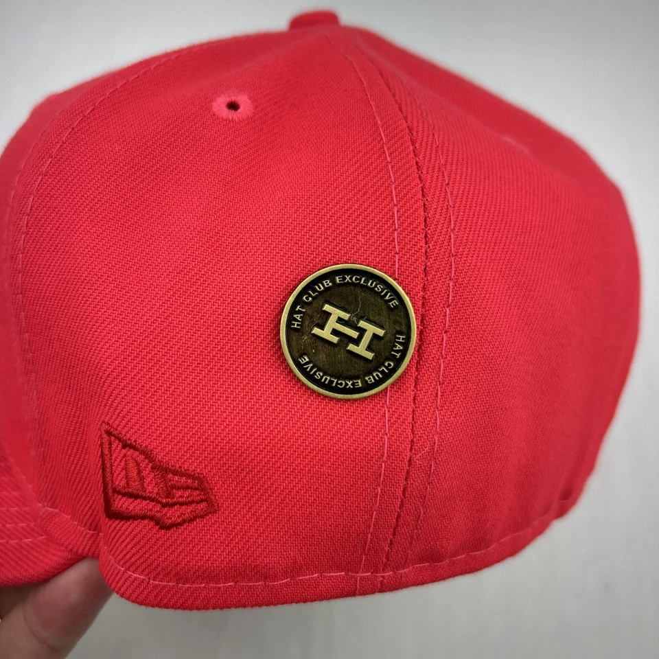 New Era 59Fifty MLB Boston Red Sox -  HatClub 'Infrared' Hat w/pin - Size 7 3/8 - Image 4 of 4