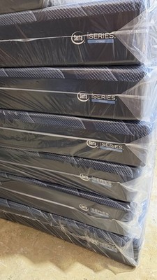 Queen Serta iSeries Hybrid 1000 Medium Mattress Cooling, FREE BOX SPRING