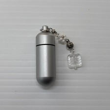 Cremation Ashes Keychain - Cremation Keepsake white flower and clear square 