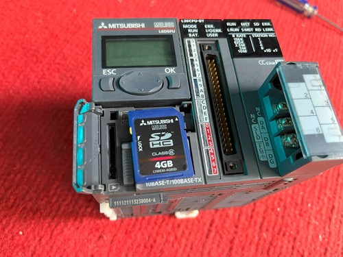 P:T68 Mitsubishi L26CPU-BT , CPU Unit - Picture 6 of 12