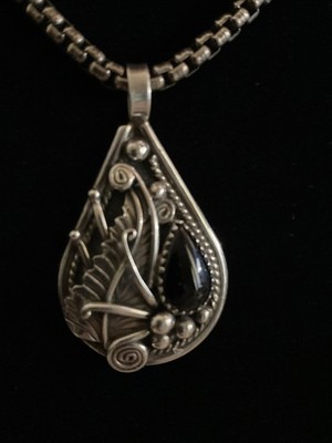 Indianer Pauline & Dolly Foutz schöner Sterling schwarzer Onyx Anhänger