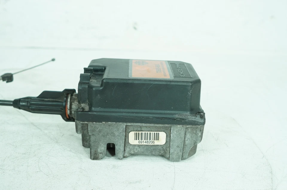 2001 Harley Touring Electra Glide Classic OEM Cruise Control Actuator 70955-98A - Image 3 of 4