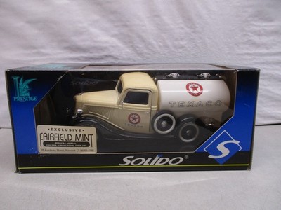 Solido Prestige 1936 Texaco Ford Tanker Truck 1/18