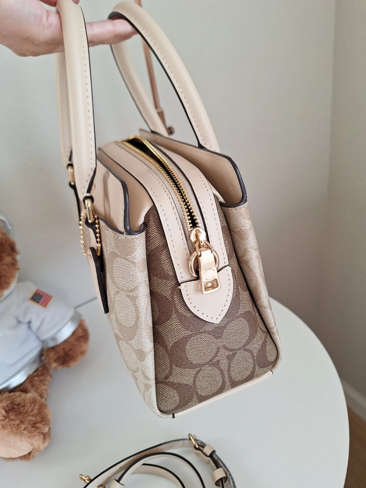 Borsa a tracolla Coach Mini Darcie nuova in tela firmata bloccata