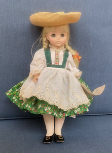 Retired 14" Heidi #1580 Vintage Madame Alexander Doll