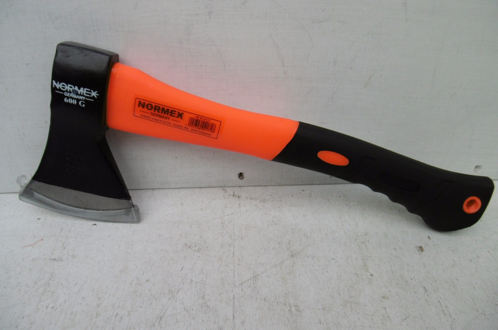 NORMEX 600 GRAM HAND AXE HATCHET FIBREGLASS SHAFT 04 171