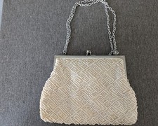 Richere Purse Hong Kong Seed Bead Pearl Kiss Lock Handbag Evening Vintage
