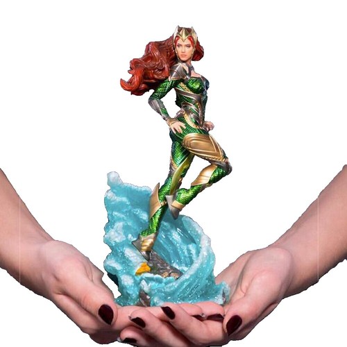 DC COMICS - AQUAMAN DELUXE ART SCALE 1/10 STATUE BY IRON STUDIOS
