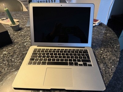 APPLE Macbook Air 13'' Modell A1466 Guter Zustand