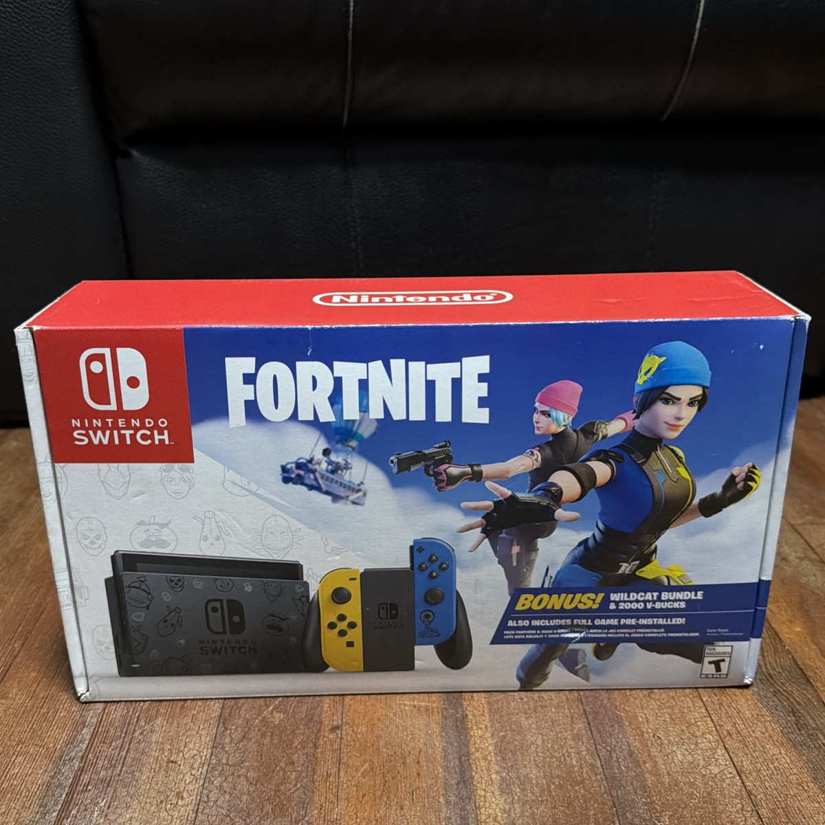 Nintendo Switch Fortnite Wildcat Console Bundle - NO CODE - New In