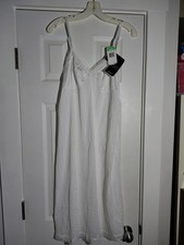 NWT VINTAGE Vanity Fair Rosette Lace Full Slip 10103 White 36 / 26"