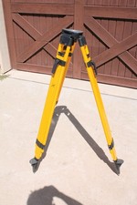 SitePro Spectra SiteMax heavy-duty dual-clamp fiberglass and wood tripod