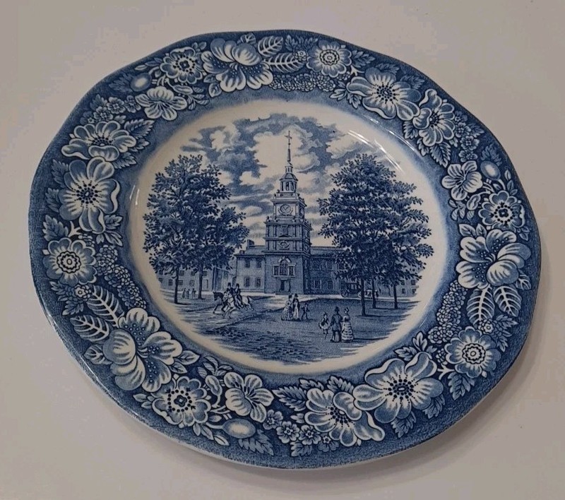 Liberty Blue Historic Colonial Scenes INDEPENDENCE HALL 10" Dinner Plate