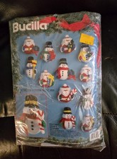 Bucilla 83104 Roly Poly Santa  Snowmen 12 Pc Felt Christmas Ornament Kit 1994